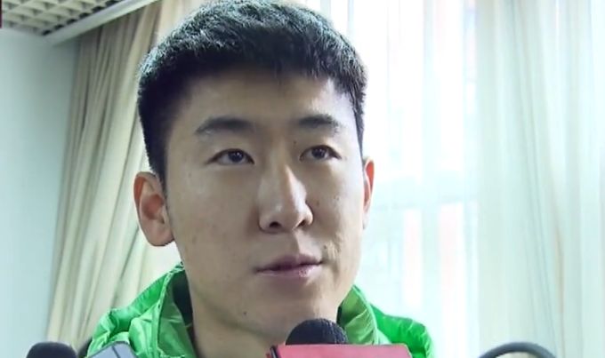 讲述了没有胡想、没有恋爱、靠在小菜店打工度日但愿成为一位作家的「剩女」圭贞(崔允英饰)和天才科学男南杰(朴正植饰)之间的恋爱故事。